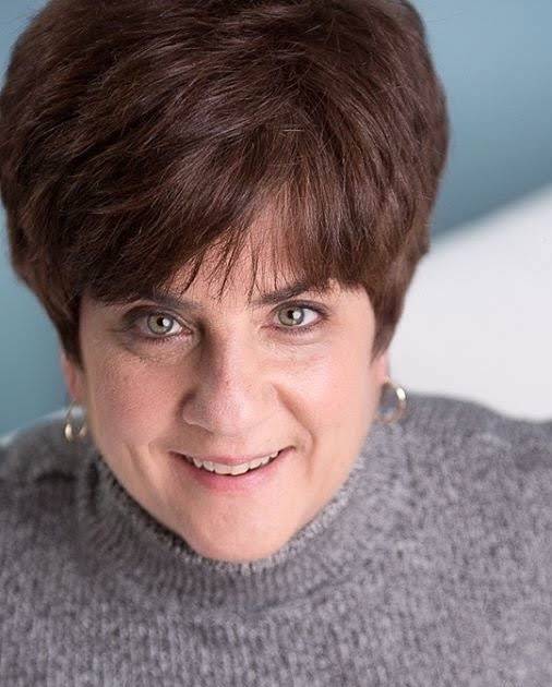 a headshot of Ginger Lange